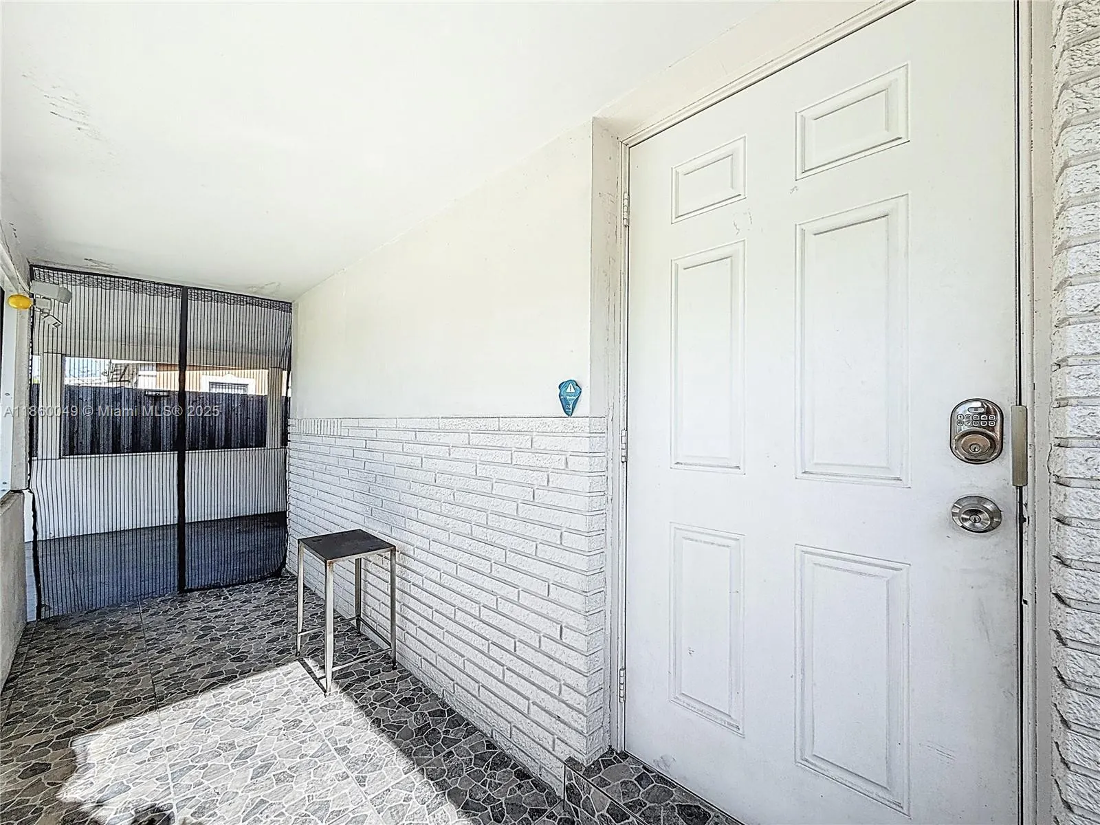 921 NW 14th St