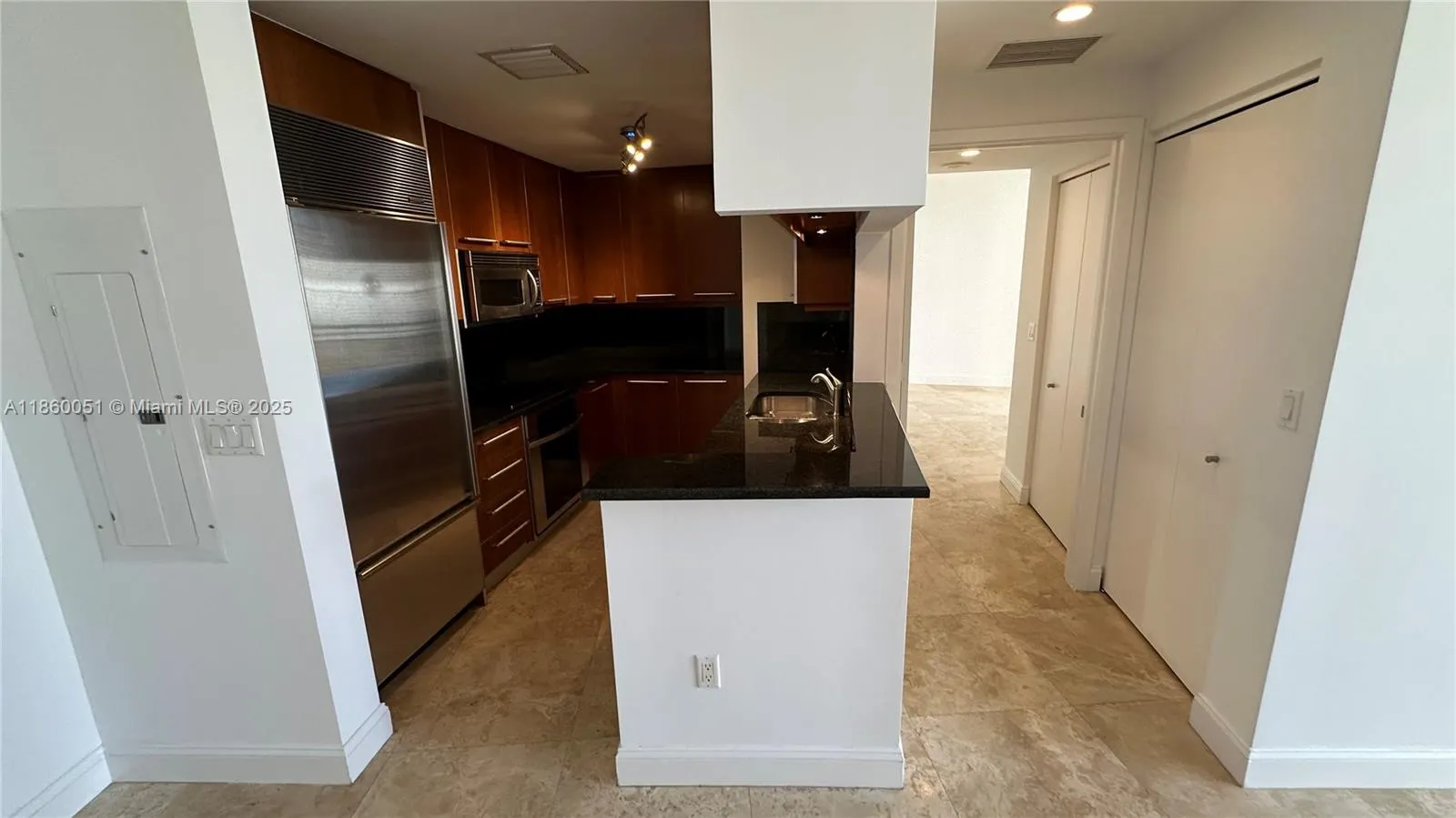901 Brickell Key Blvd, #2001