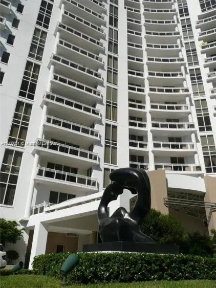 901 Brickell Key Blvd, #2001