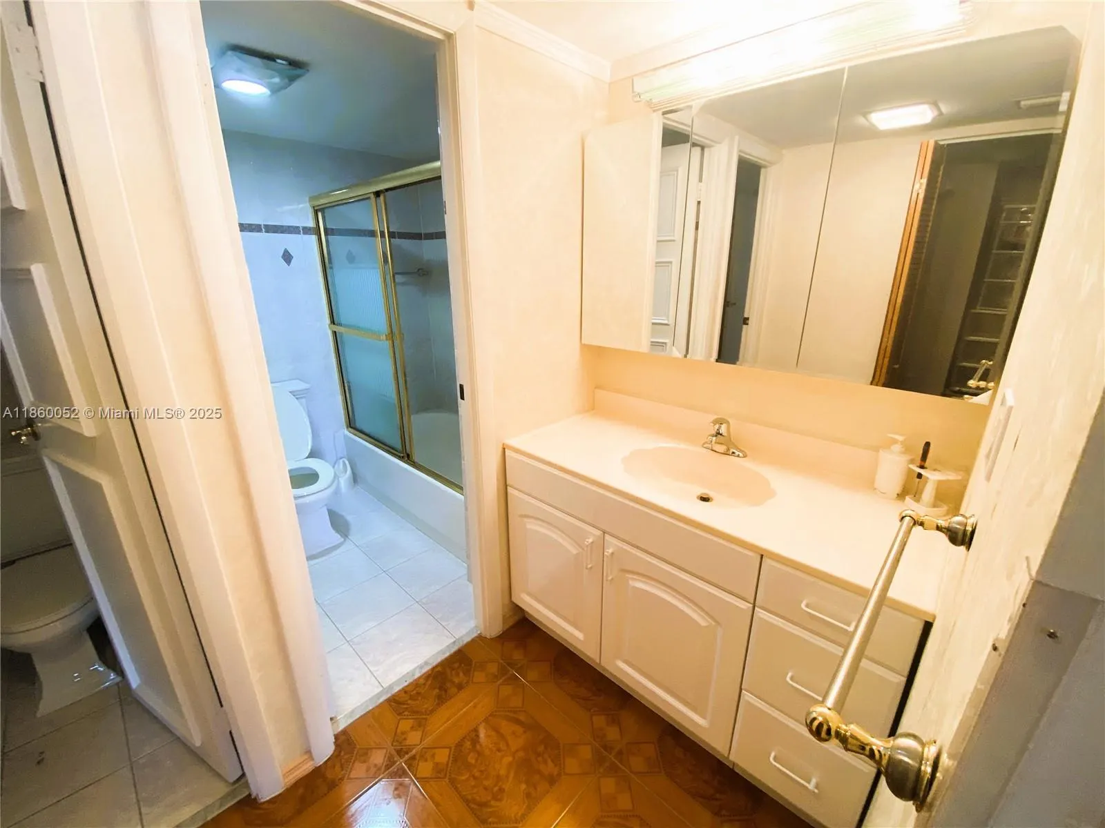 20379 W Country Club Dr, #935-3