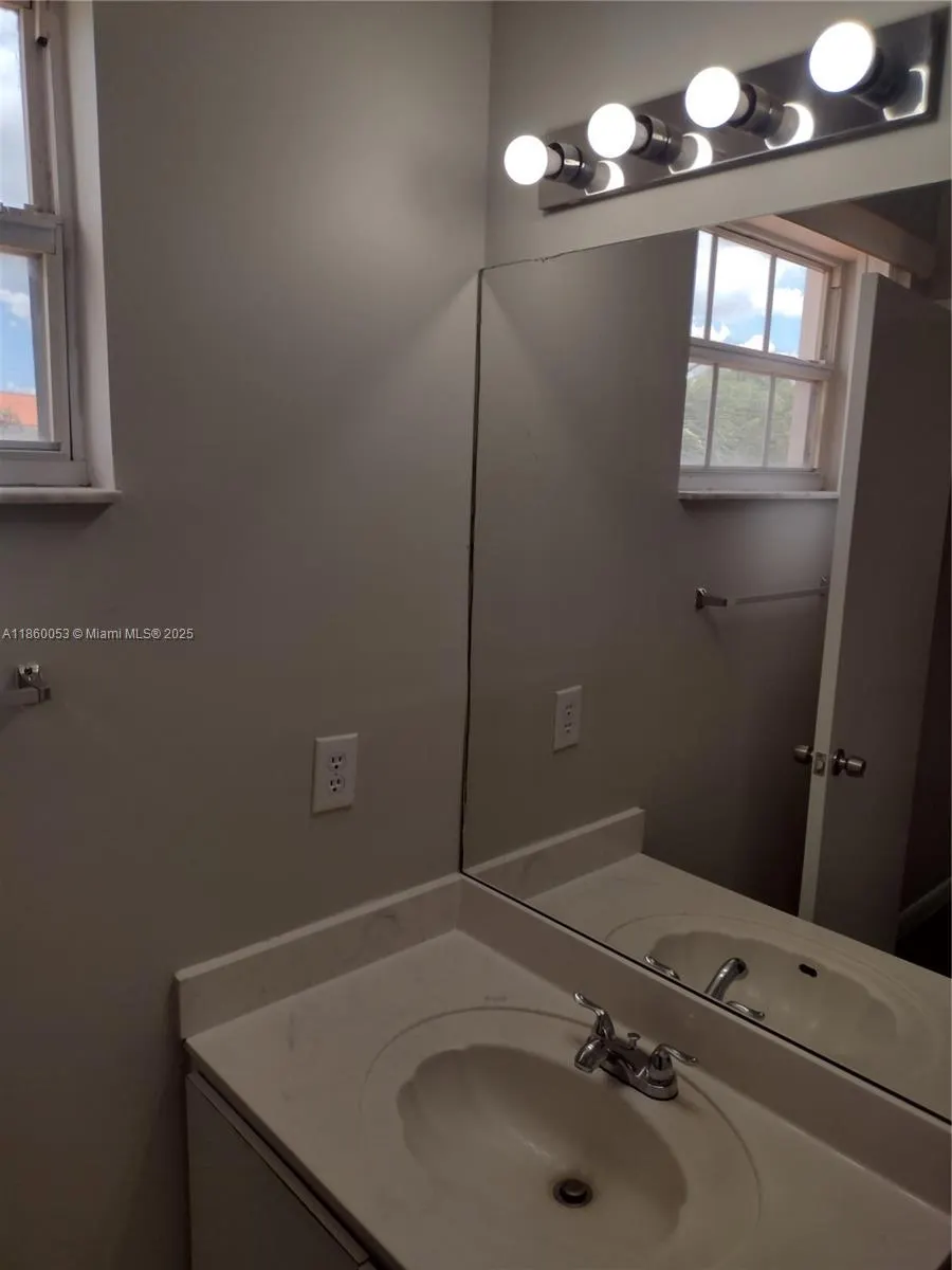 2311 SW 83 AV, #2311