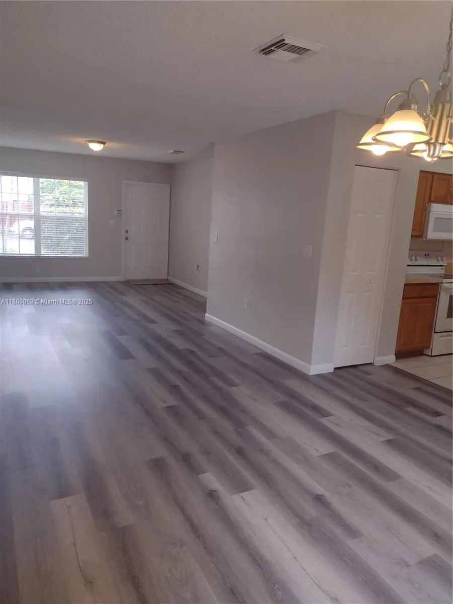 2311 SW 83 AV, #2311