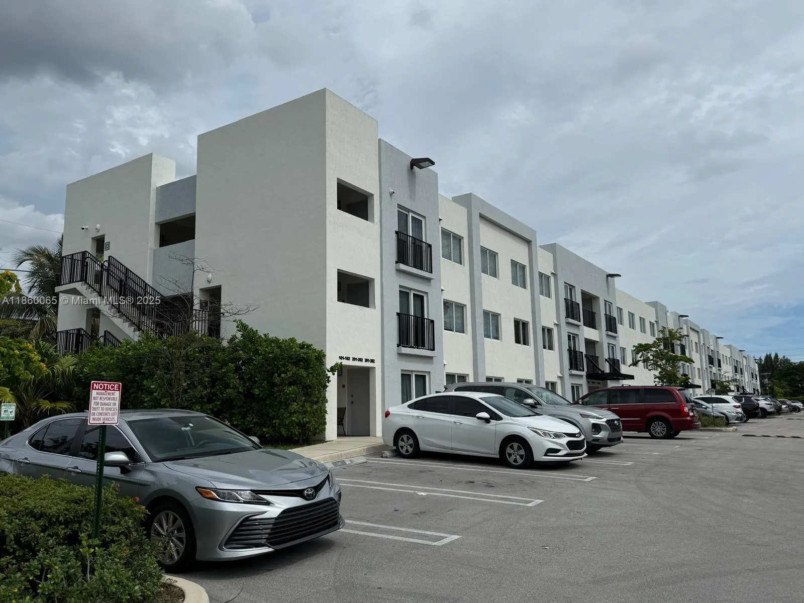 14752 NE 6th Ave, #109