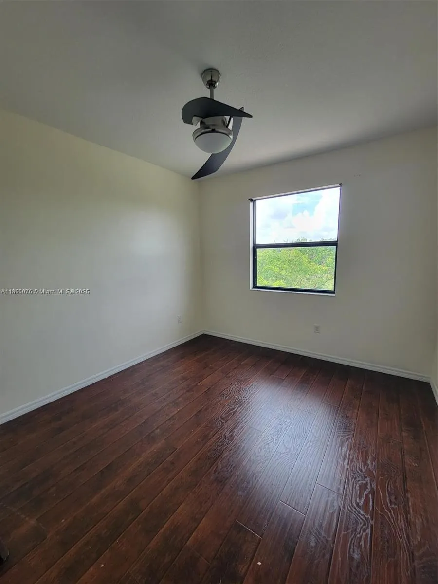 9136 SW 36th Mnr