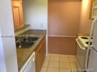 11019 Legacy Ln, #204