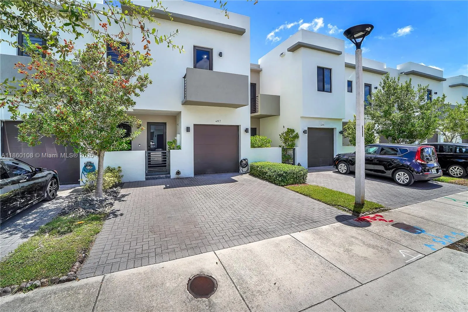 487 SW 91st Ave