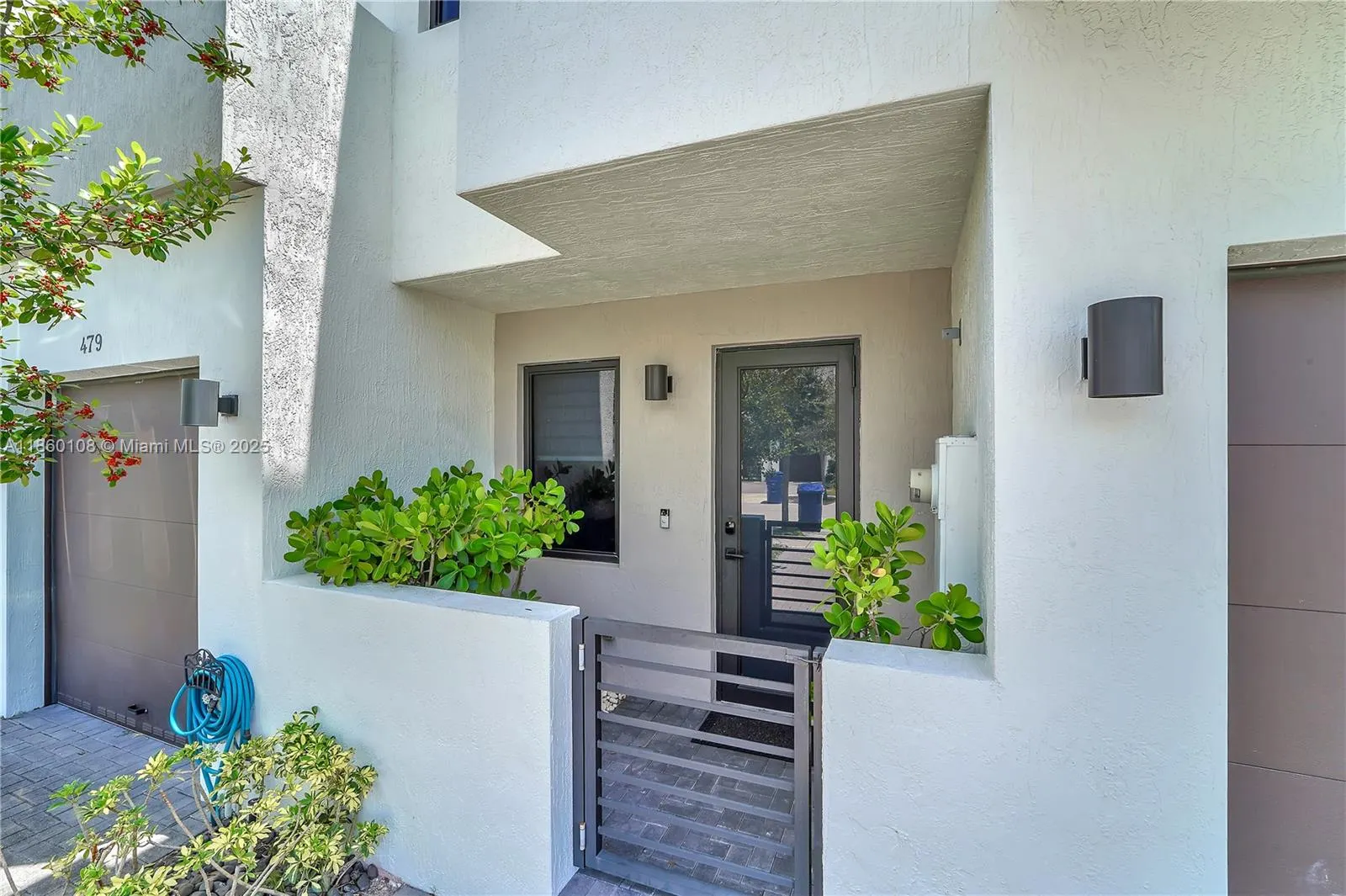 487 SW 91st Ave