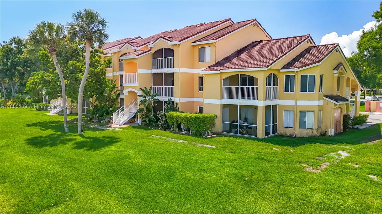 2647 NW 33rd St, #2306