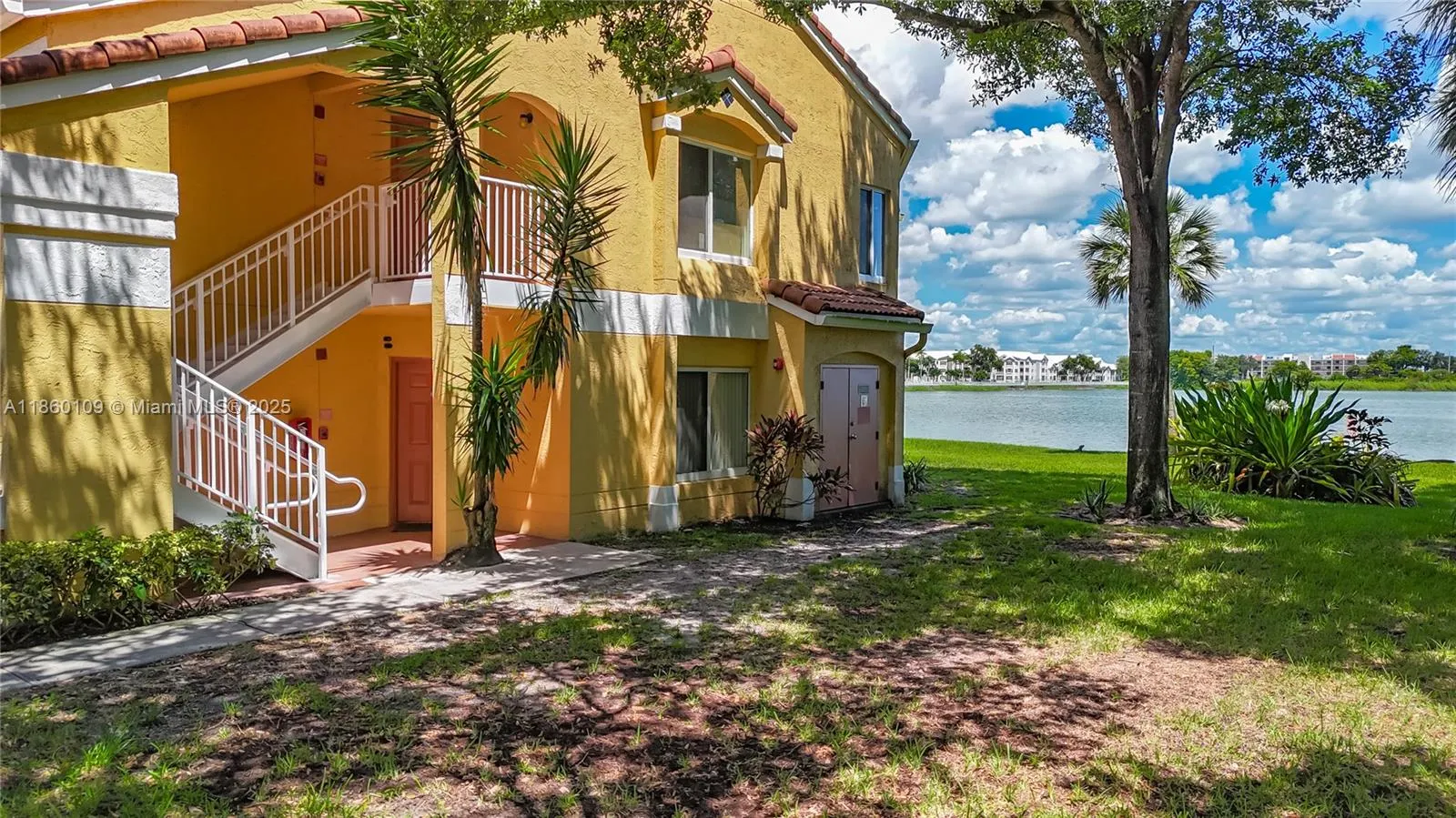 2647 NW 33rd St, #2306