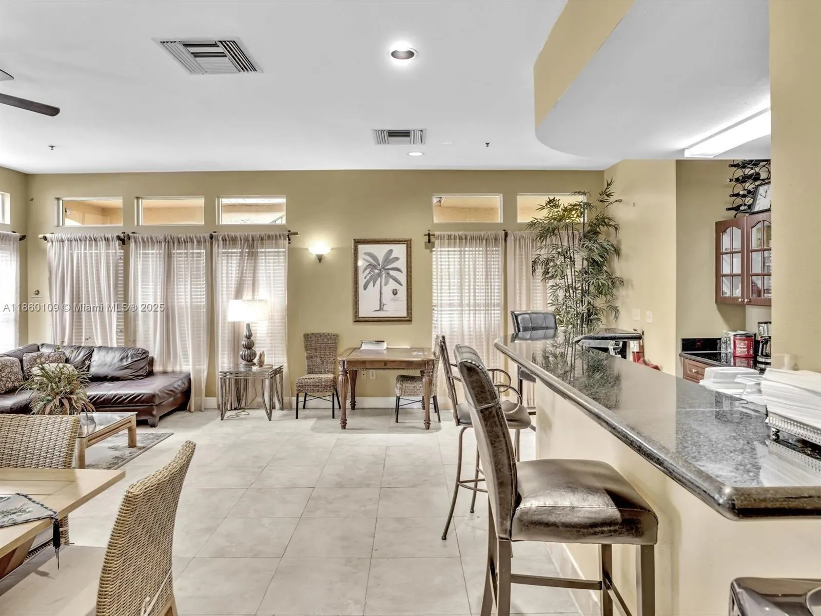 2647 NW 33rd St, #2306