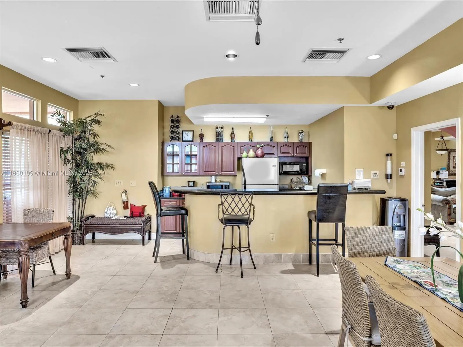 2647 NW 33rd St, #2306