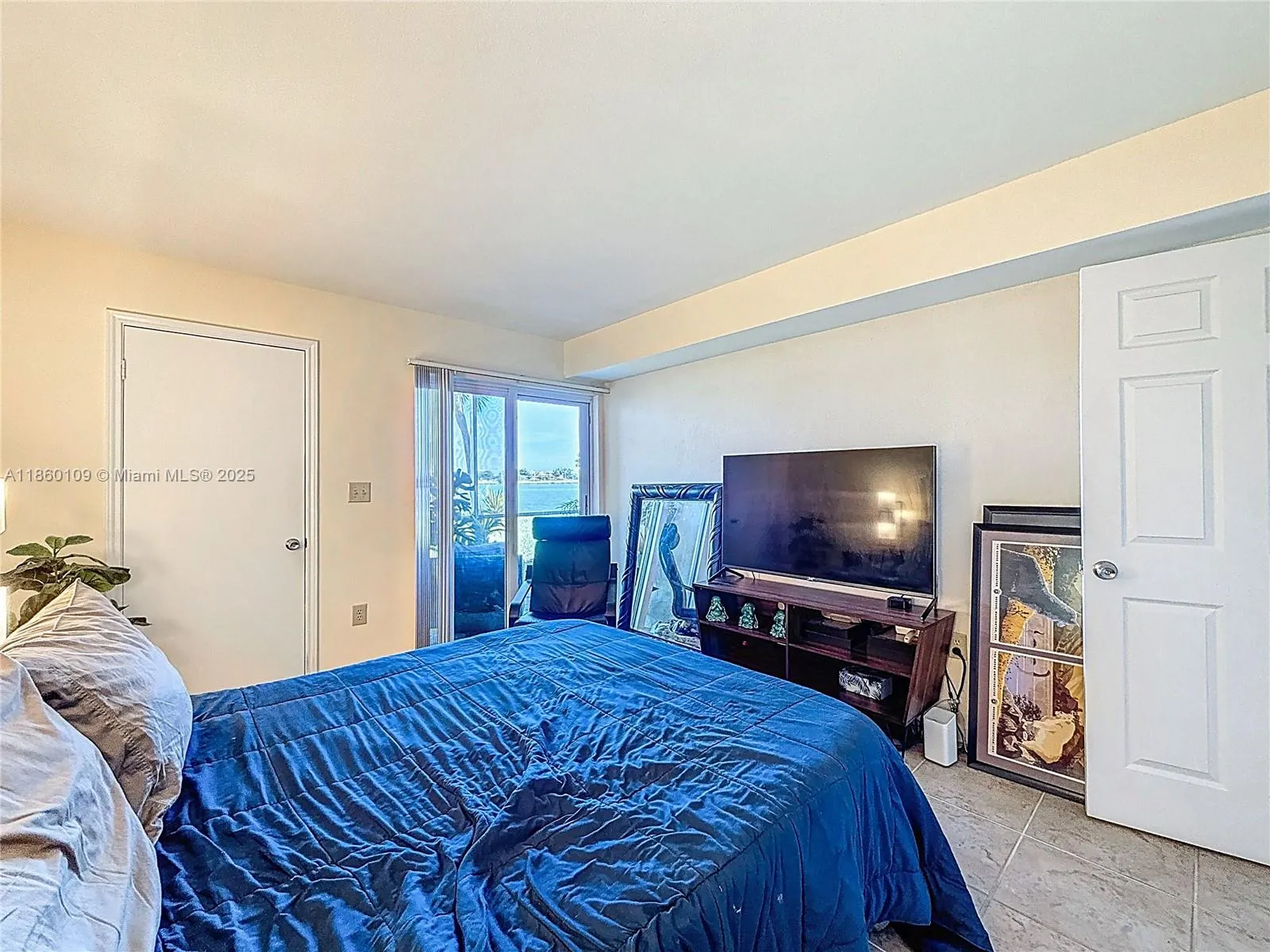 2647 NW 33rd St, #2306