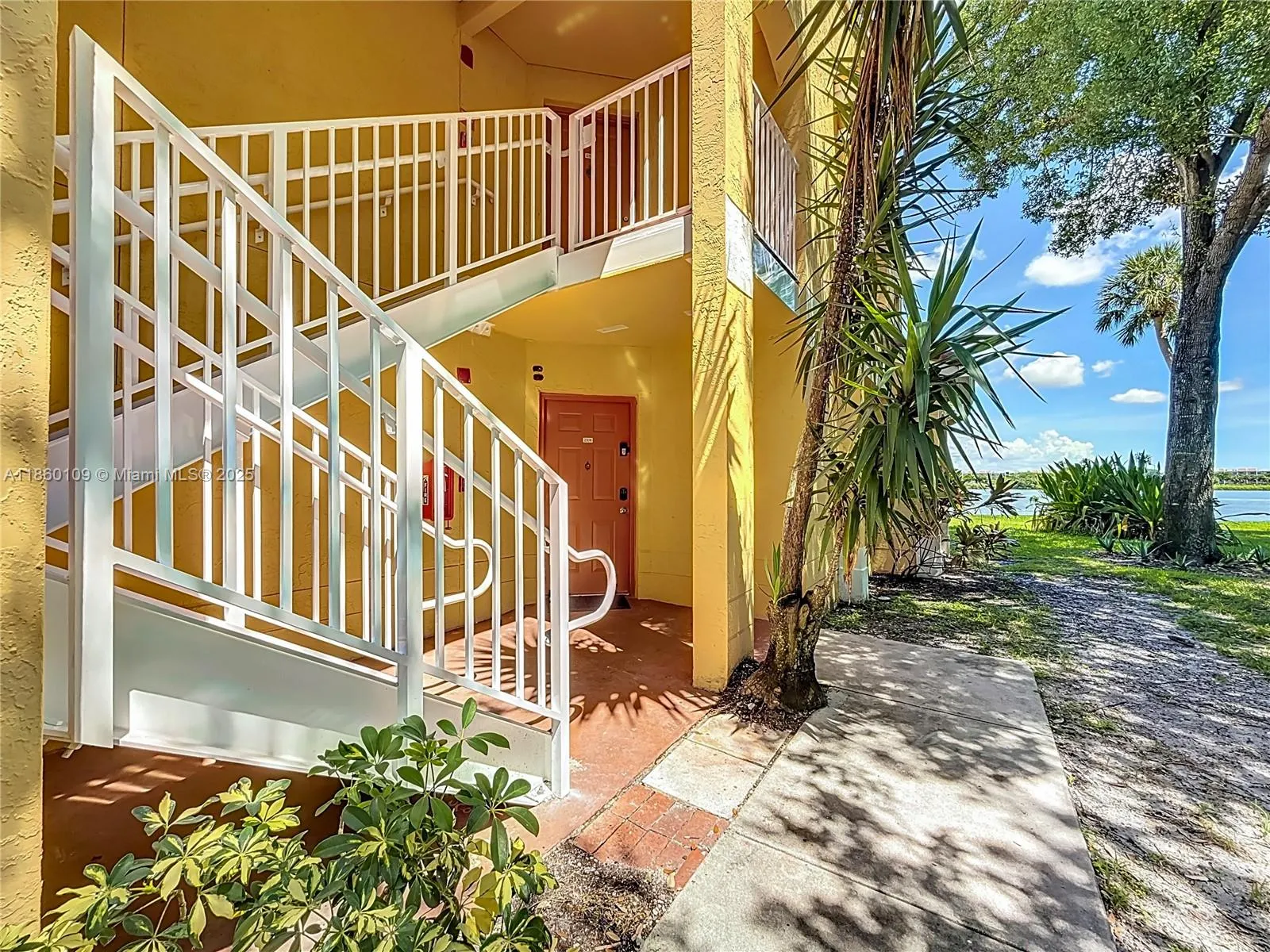 2647 NW 33rd St, #2306