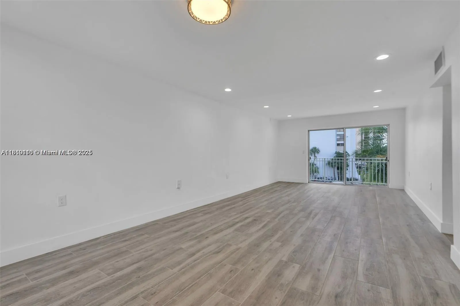 1631 NE 114th St, #311