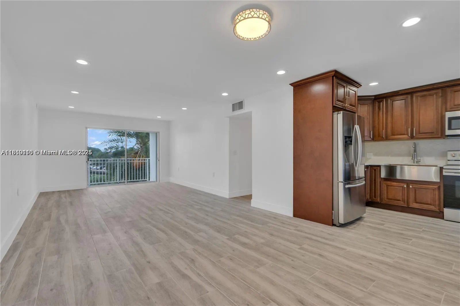 1631 NE 114th St, #311