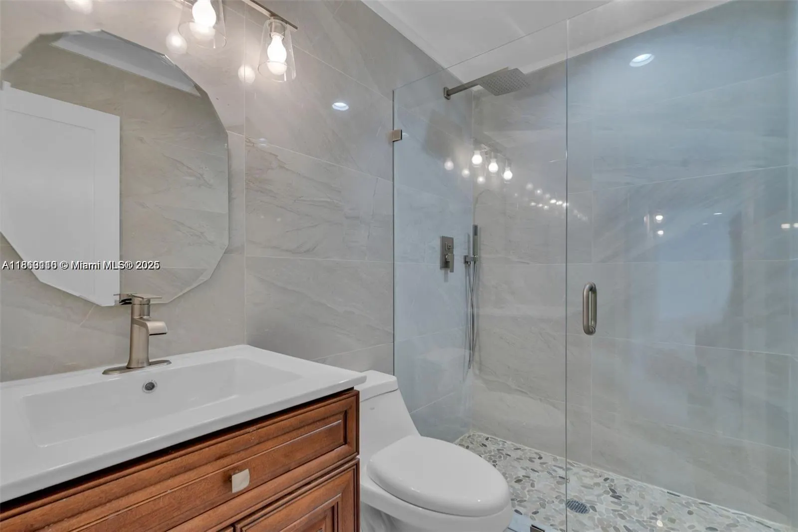 1631 NE 114th St, #311