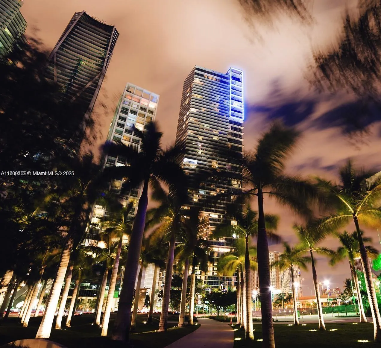 1100 Biscayne Blvd, #5801