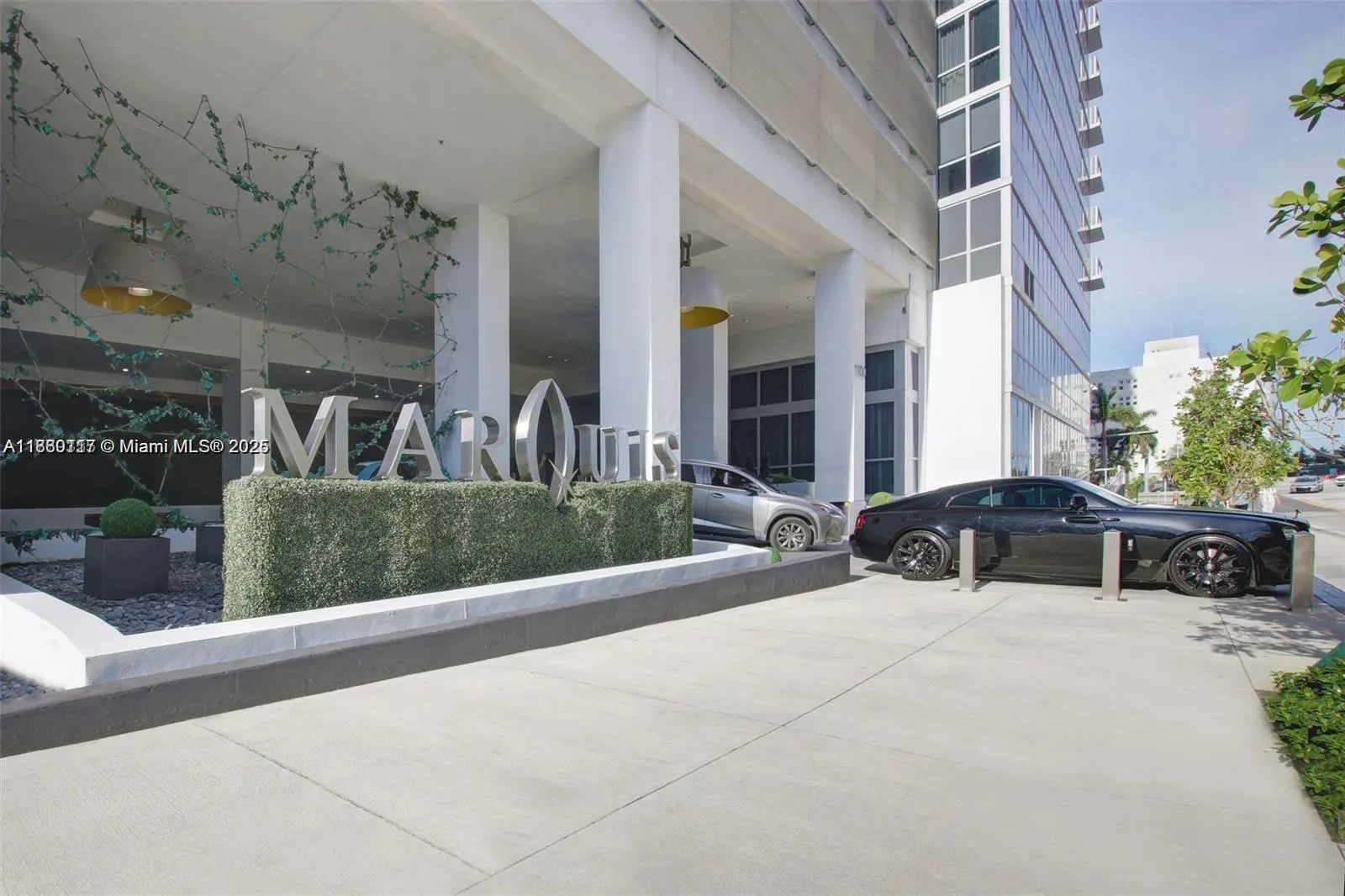 1100 Biscayne Blvd, #5801