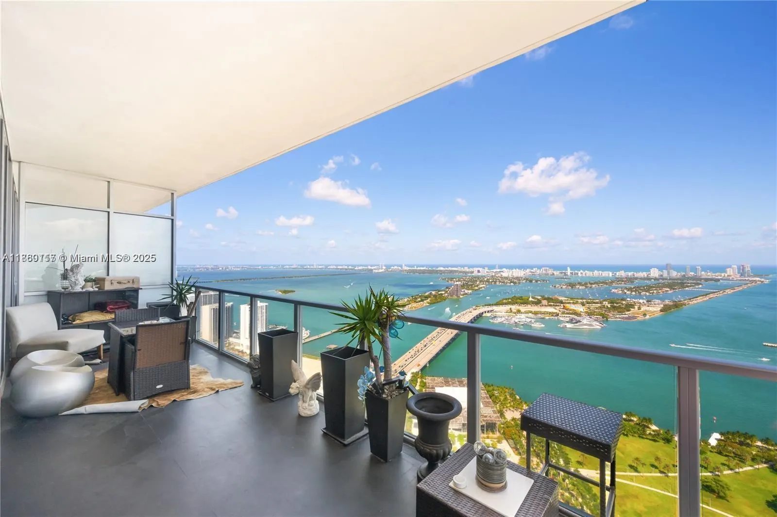 1100 Biscayne Blvd, #5801