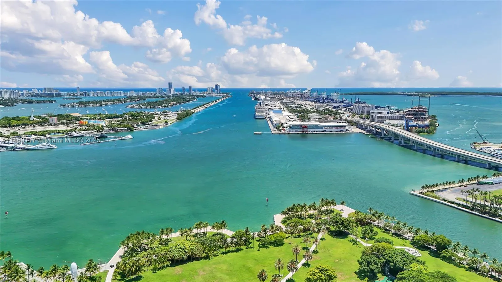 1100 Biscayne Blvd, #5801
