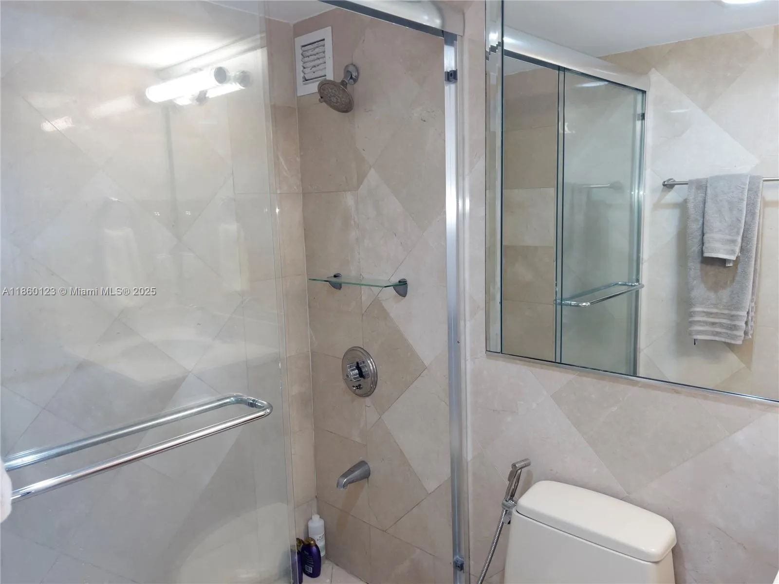 345 Ocean Dr, #1122