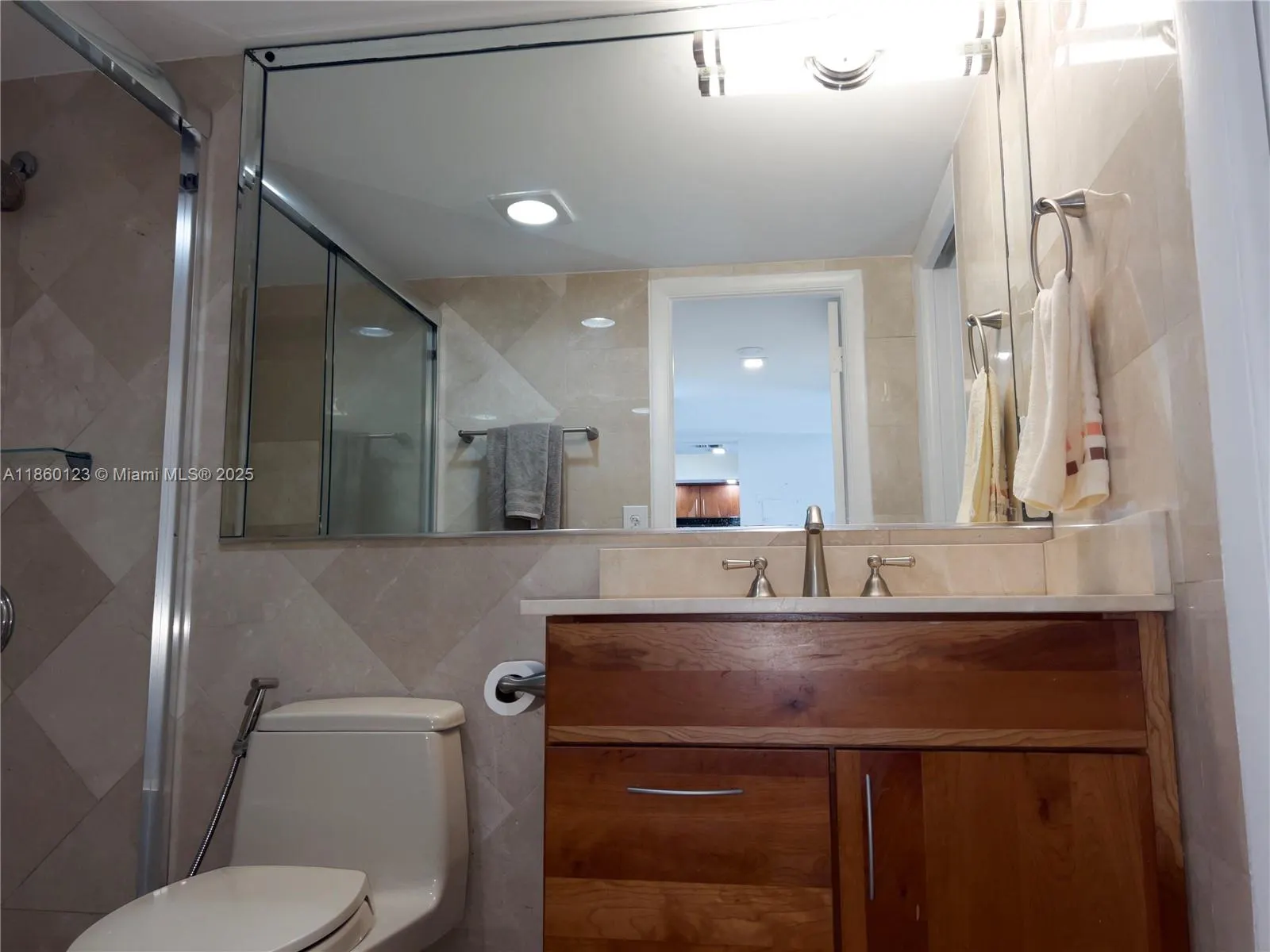 345 Ocean Dr, #1122