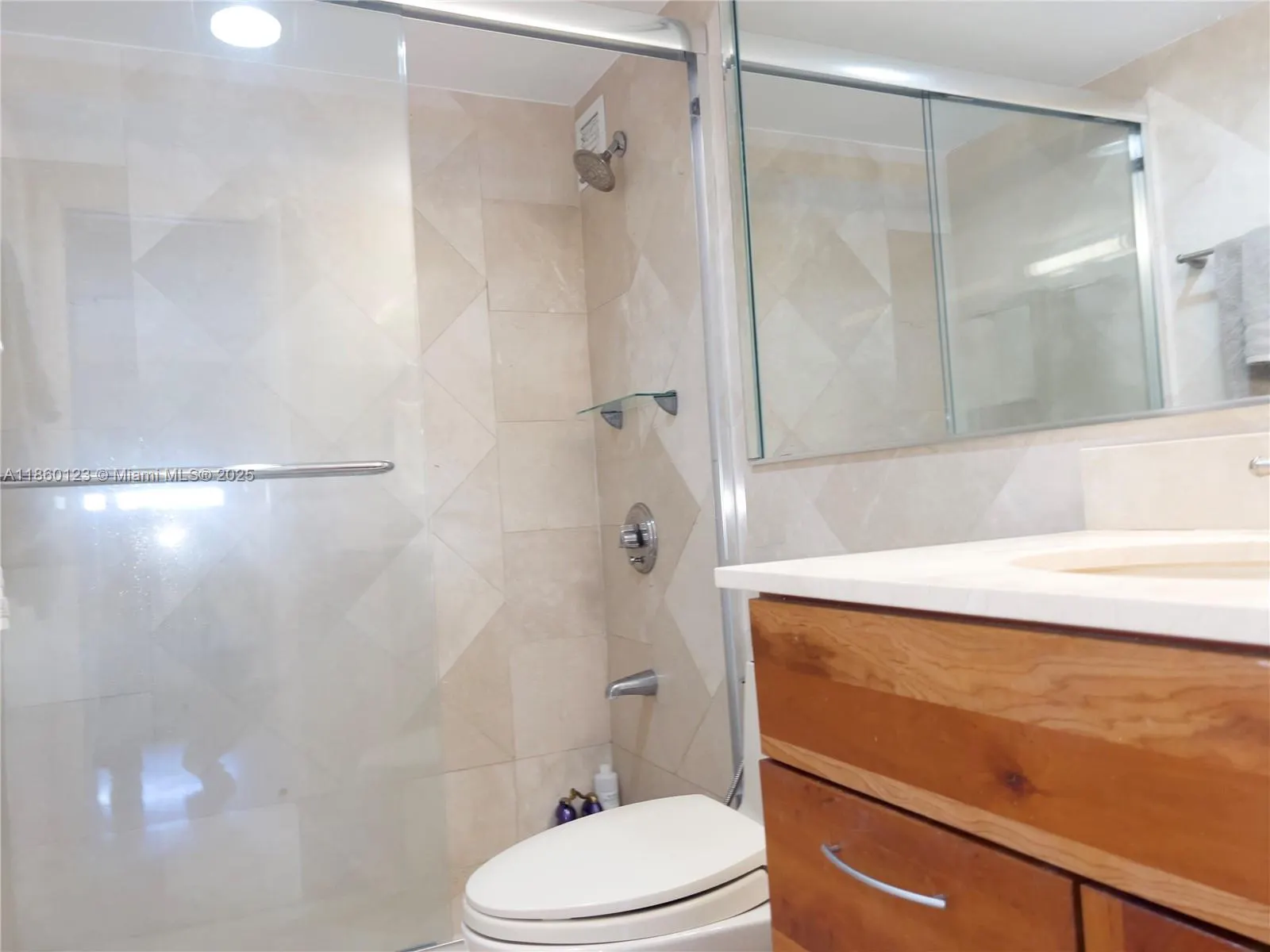 345 Ocean Dr, #1122