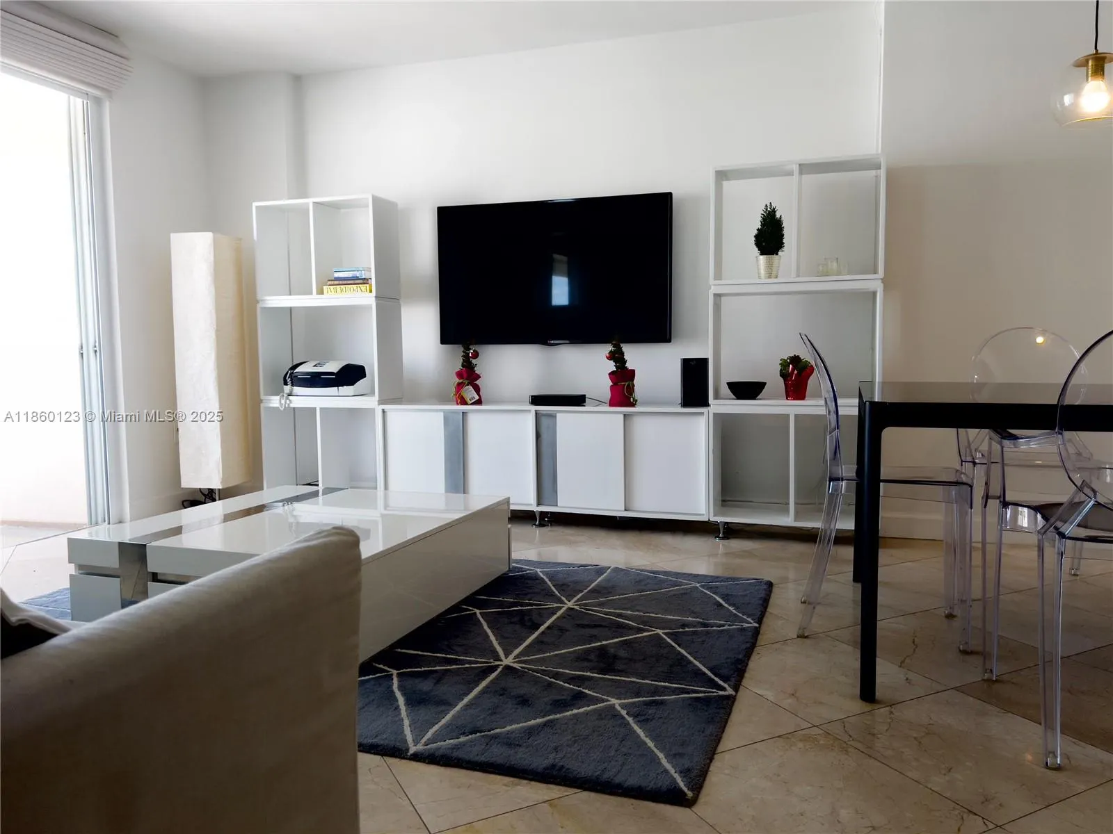 345 Ocean Dr, #1122