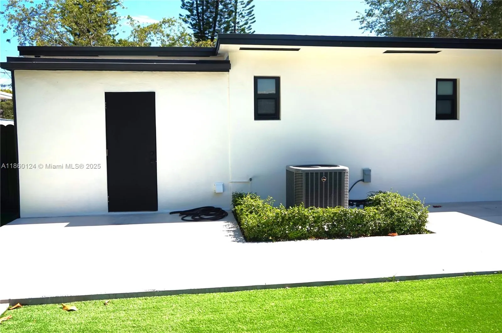 53 NW 68th St