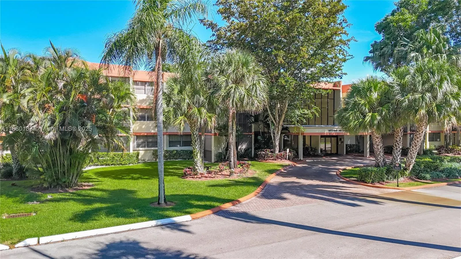 16475 Golf Club Rd, #202