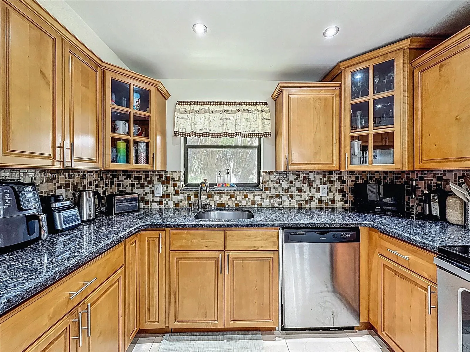 16475 Golf Club Rd, #202