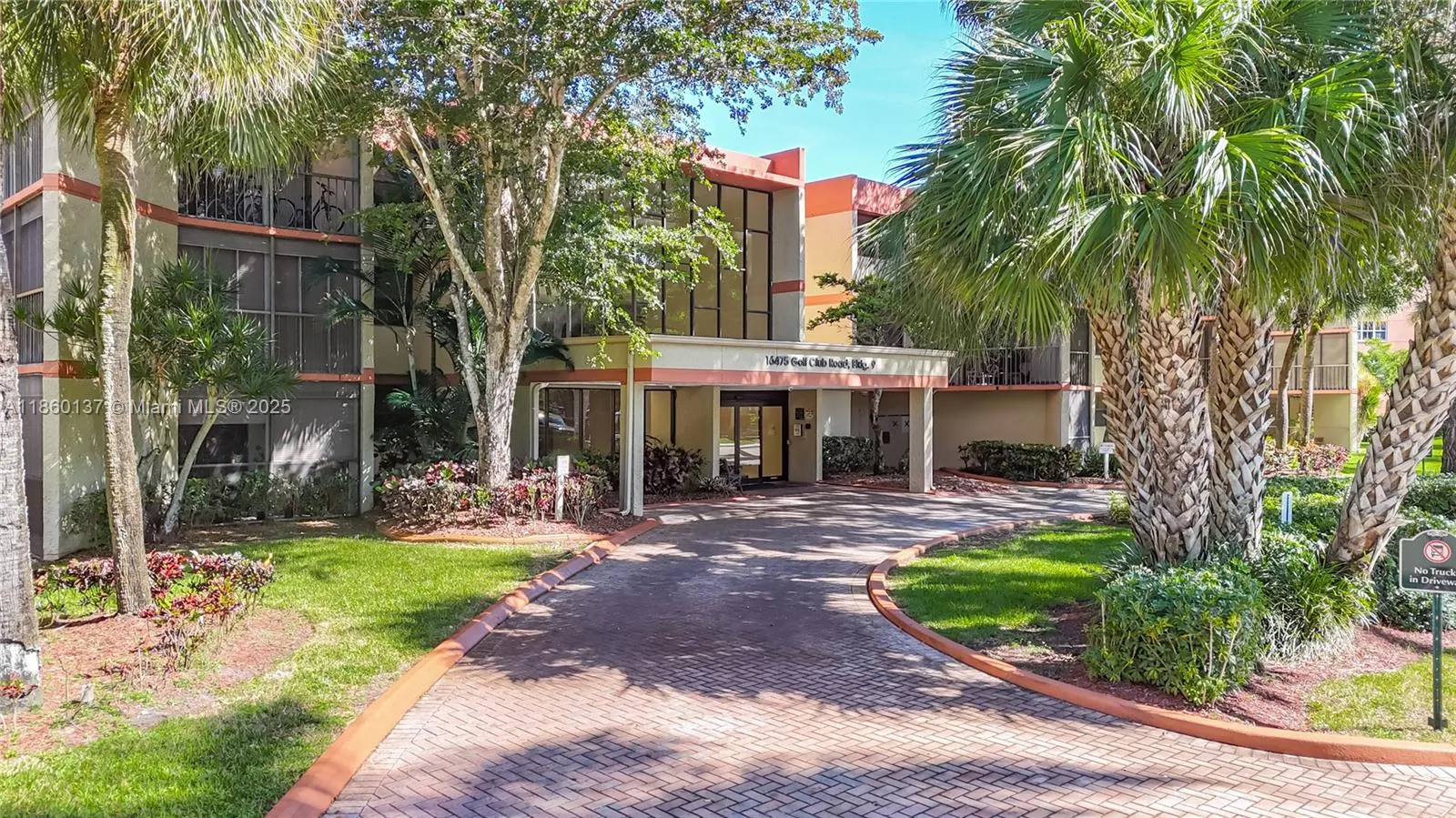 16475 Golf Club Rd, #202
