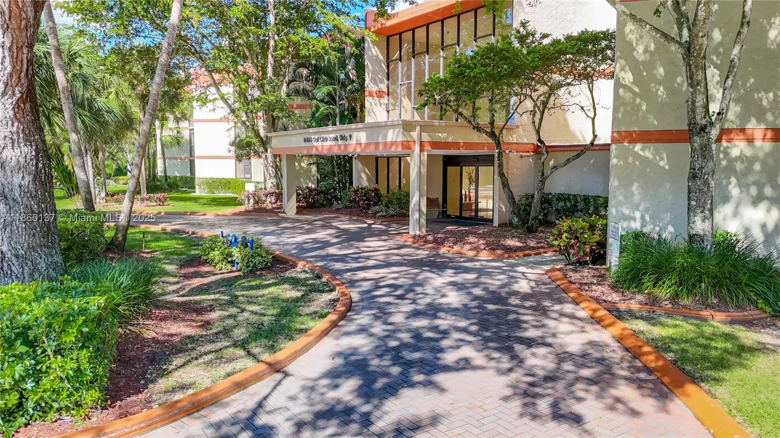 16475 Golf Club Rd, #202