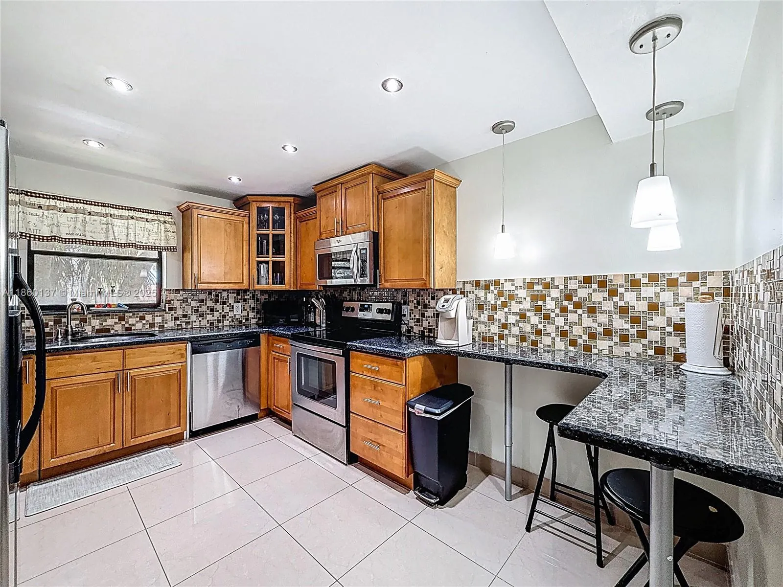 16475 Golf Club Rd, #202