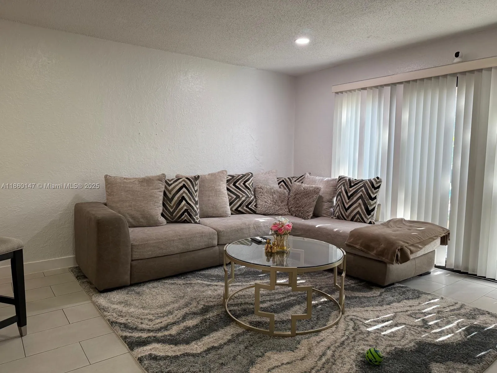 4018 Del río way