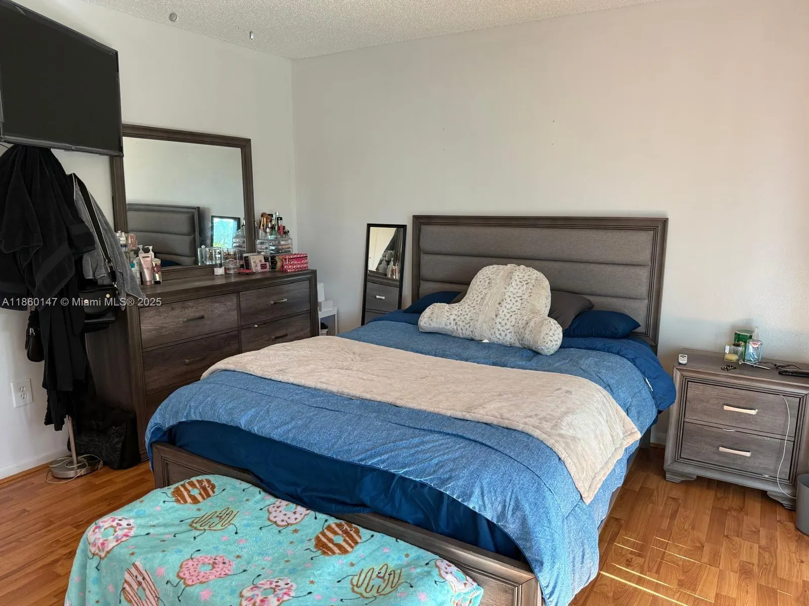4018 Del río way