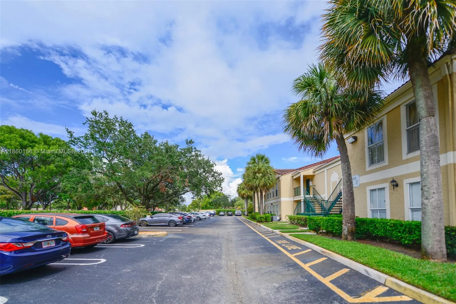 875 Riverside Dr, #735