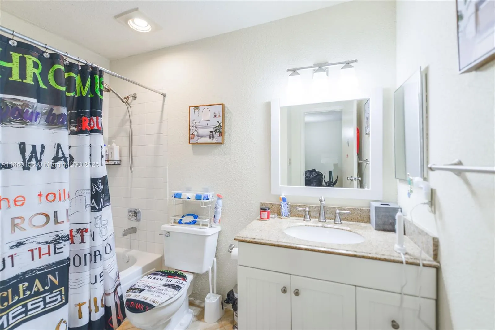 875 Riverside Dr, #735