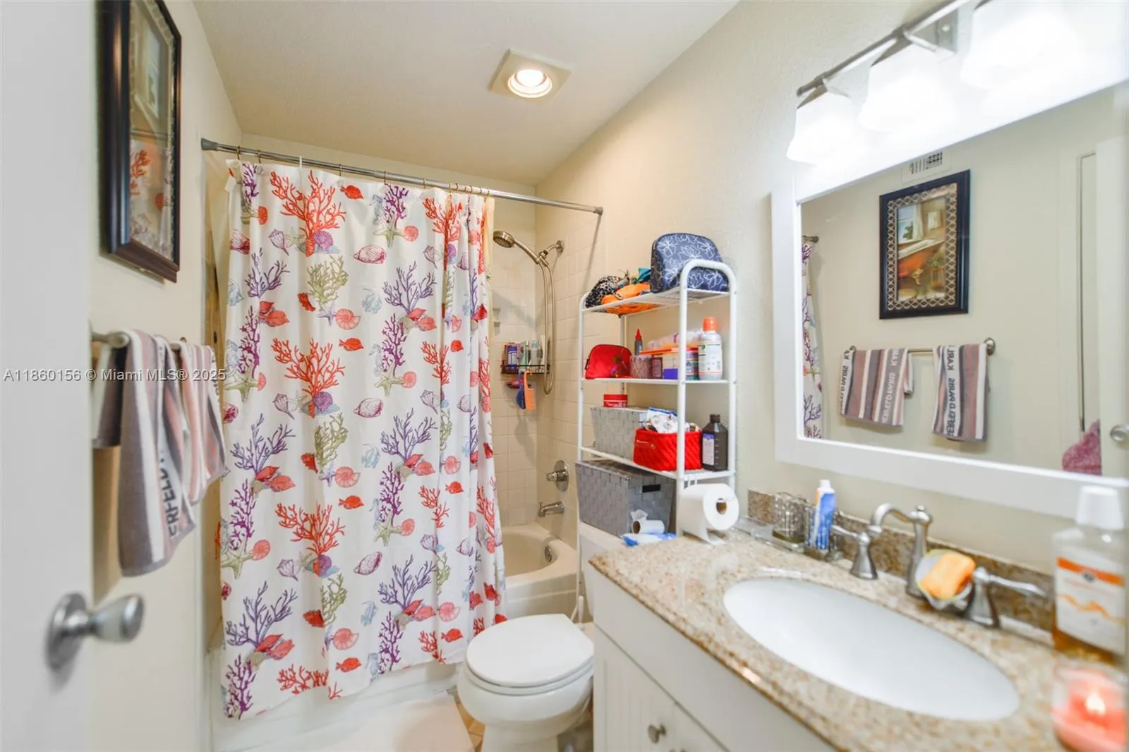 875 Riverside Dr, #735
