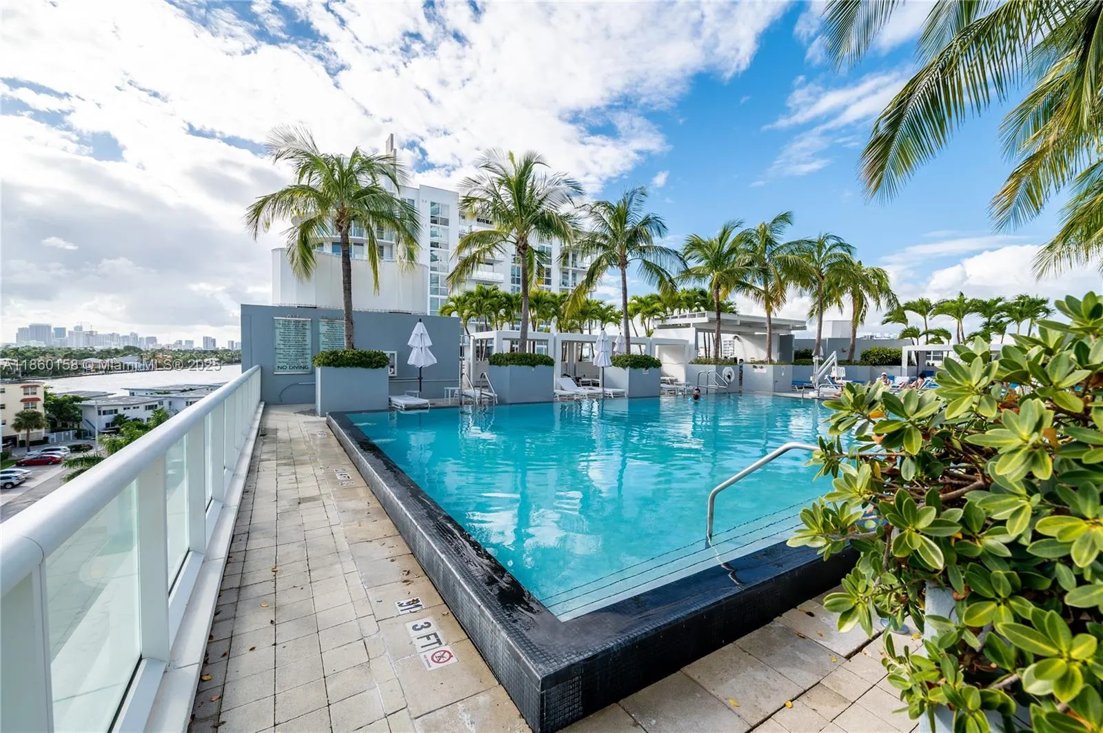 3101 Bayshore Dr, #805