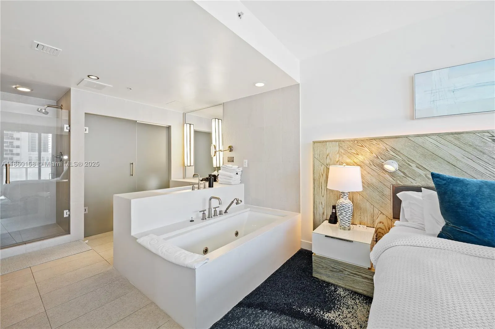 3101 Bayshore Dr, #805
