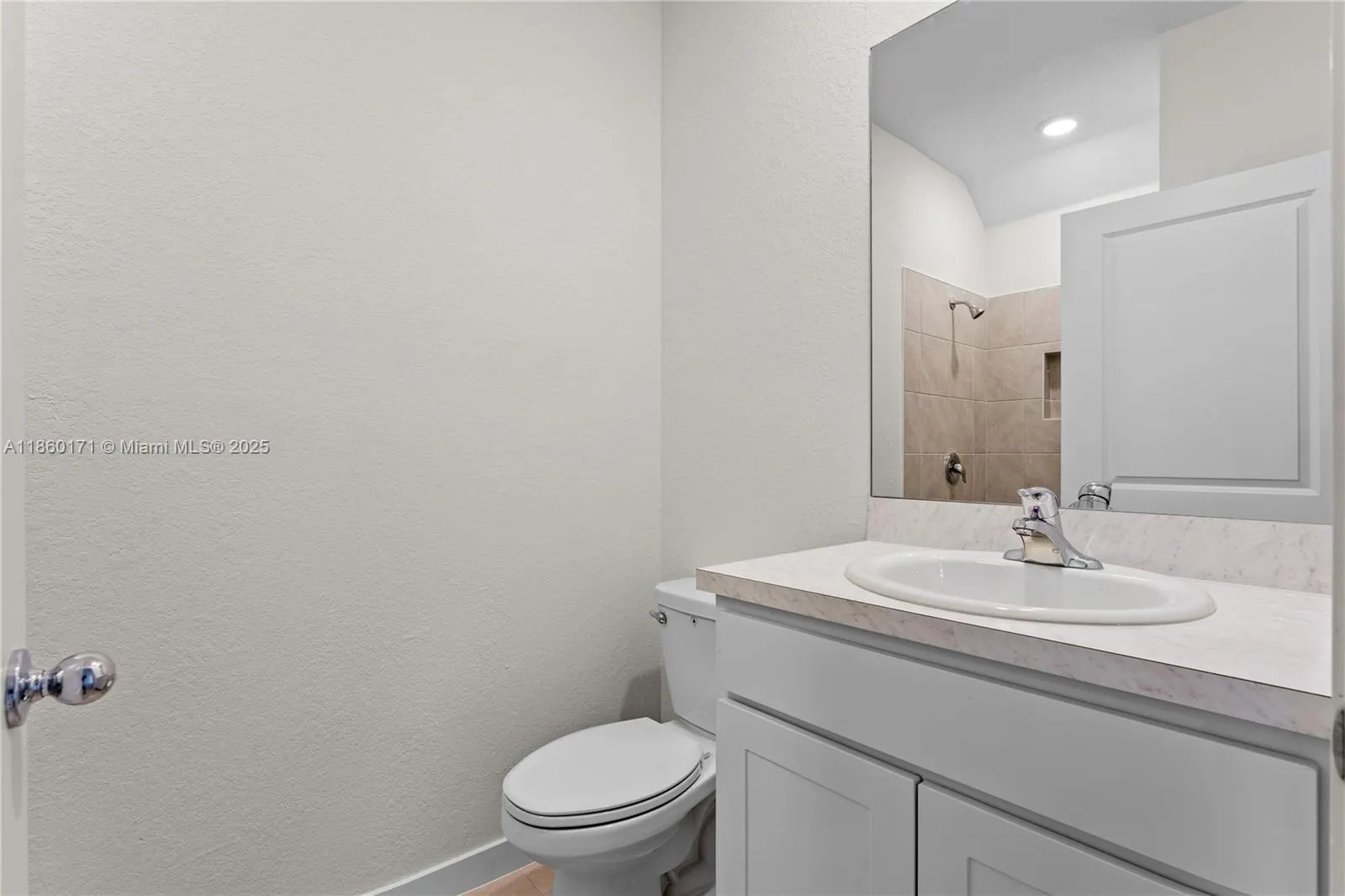433 NE 12th St, #433
