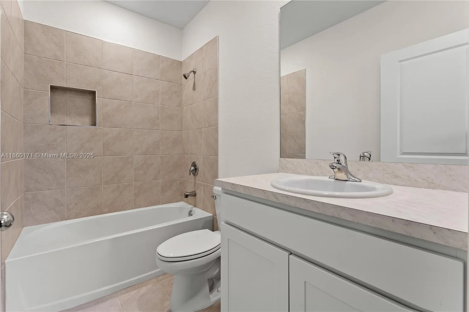 433 NE 12th St, #433