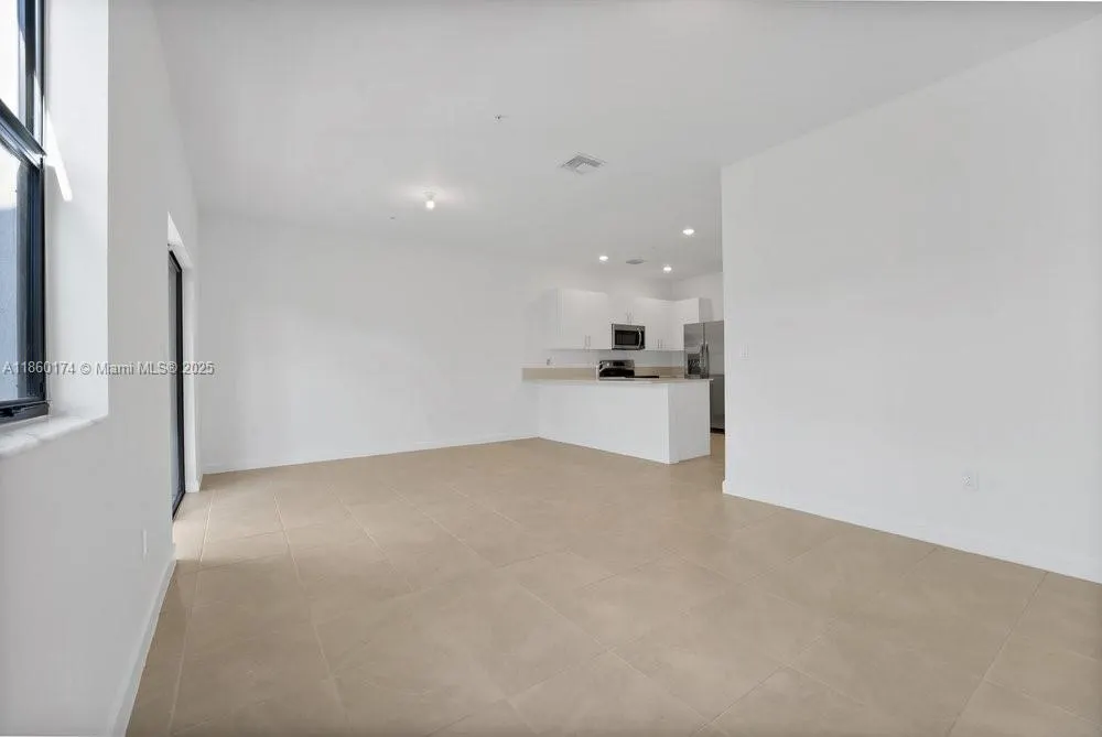 250 SW 159th Ln, #250