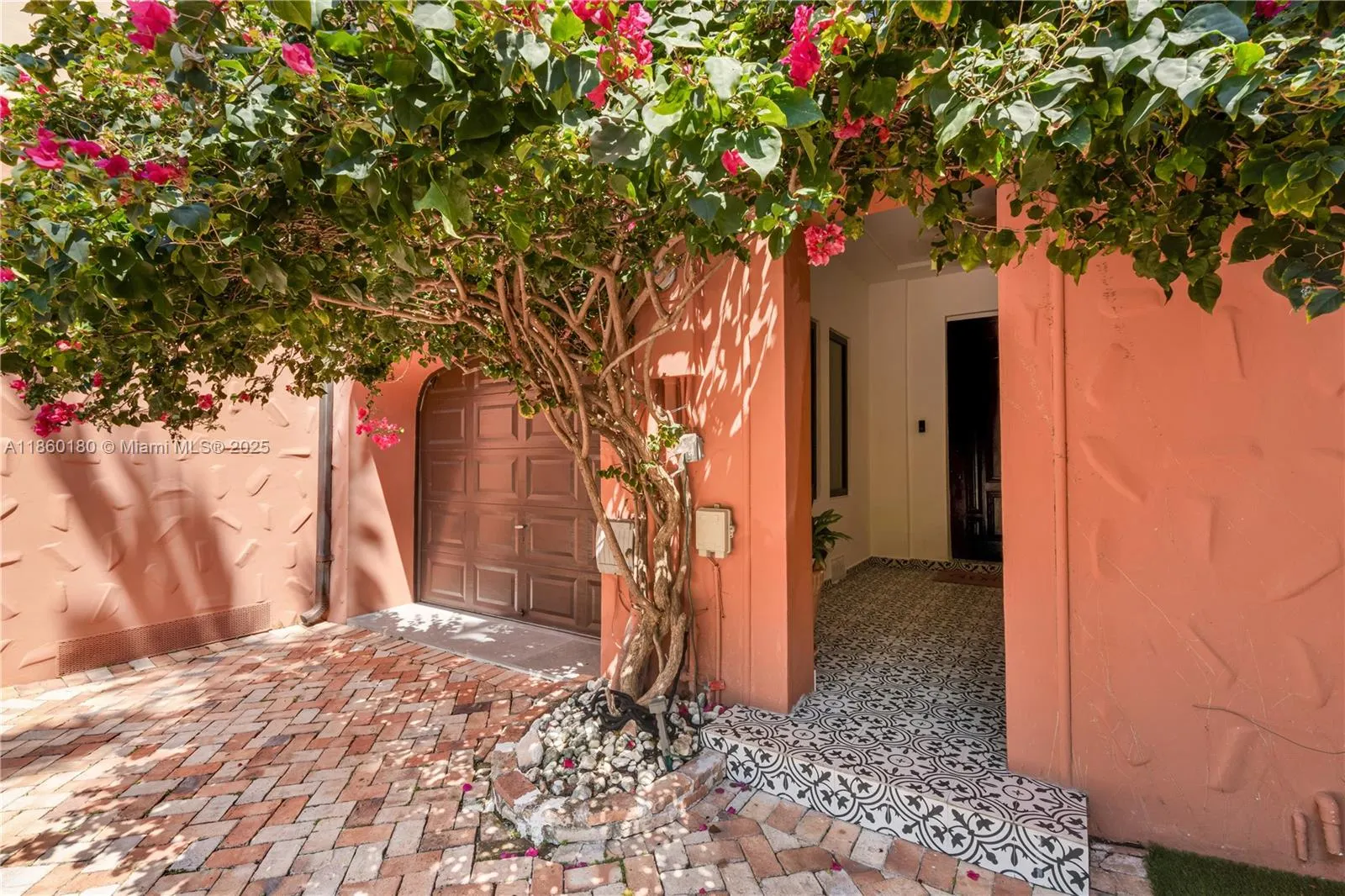 6222 Paradise Point Drive, #6222
