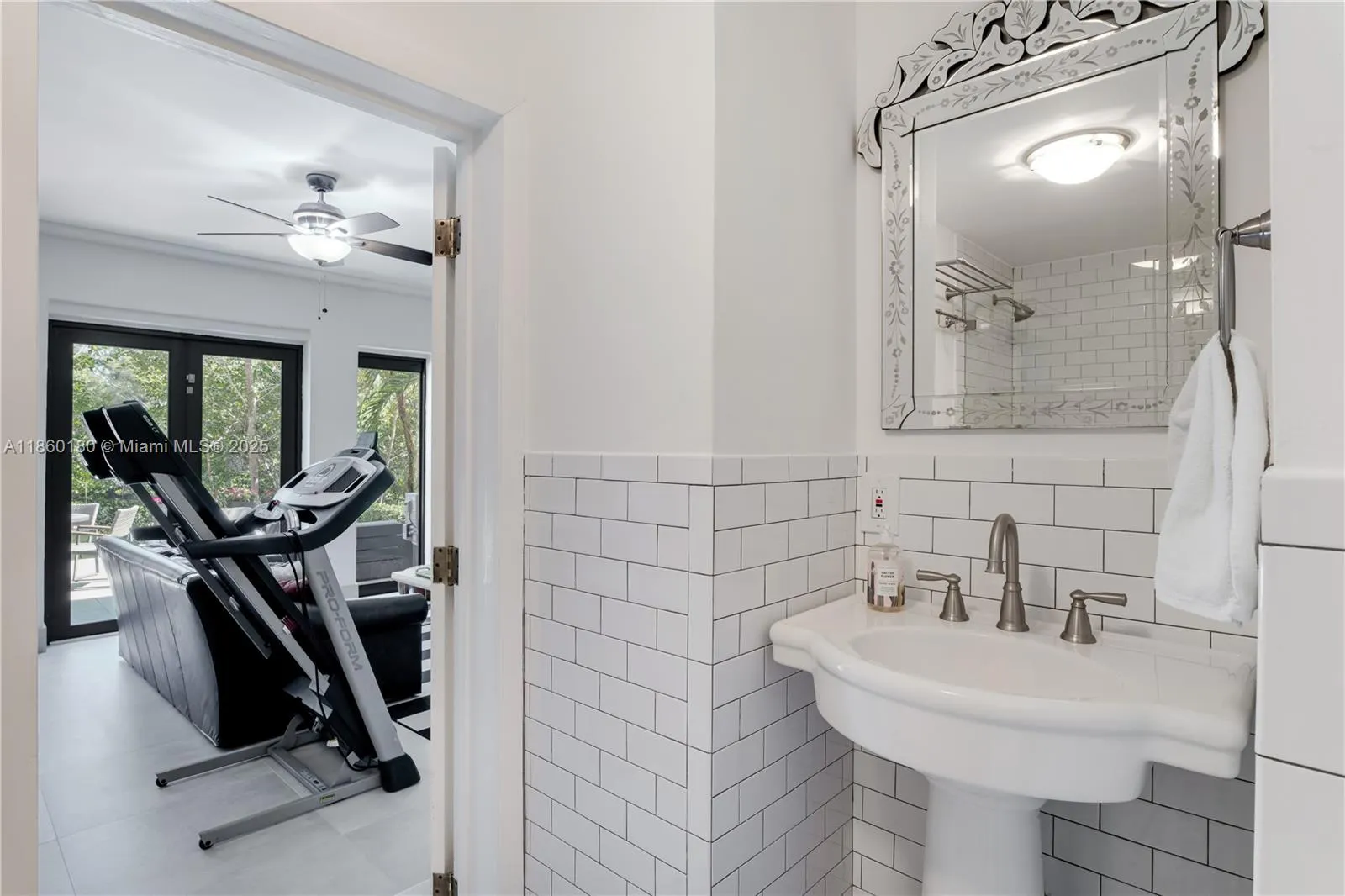 6222 Paradise Point Drive, #6222