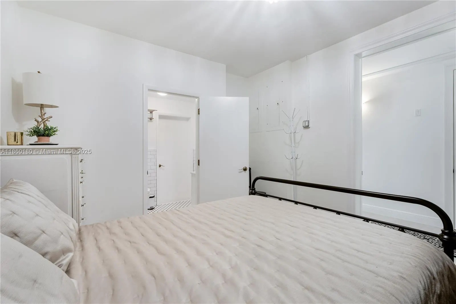 6222 Paradise Point Drive, #6222