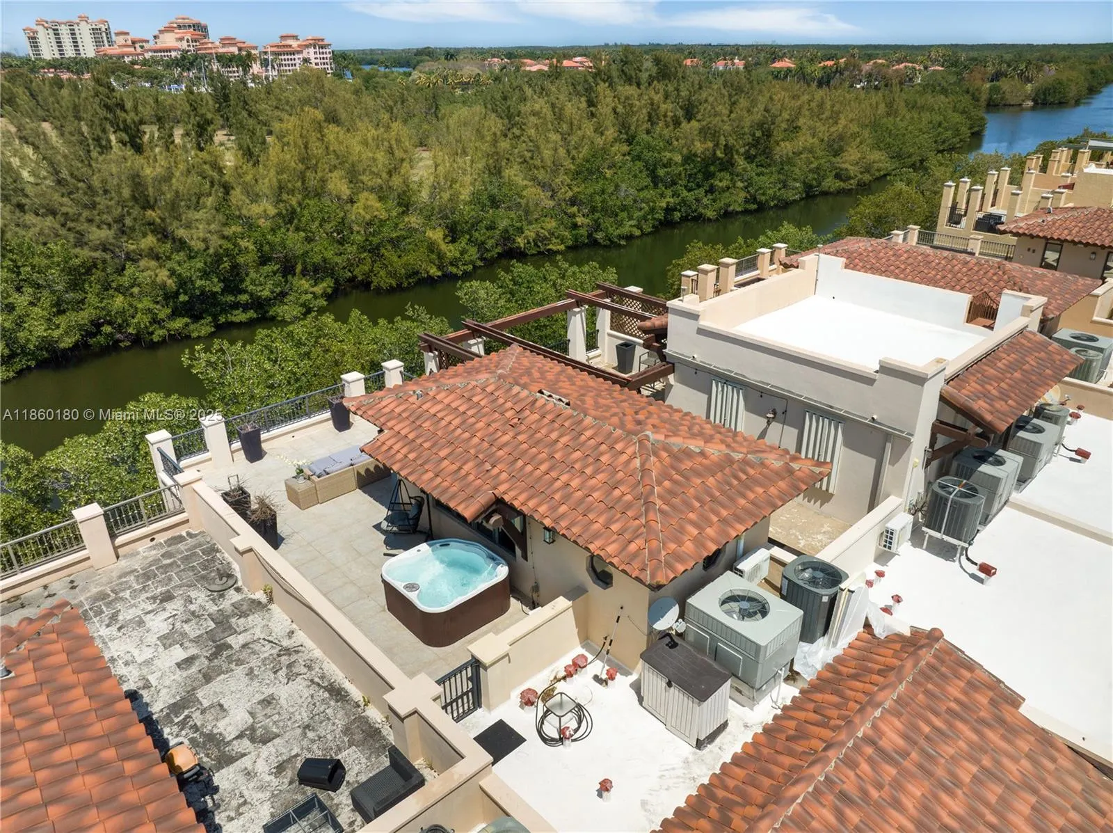 6222 Paradise Point Drive, #6222