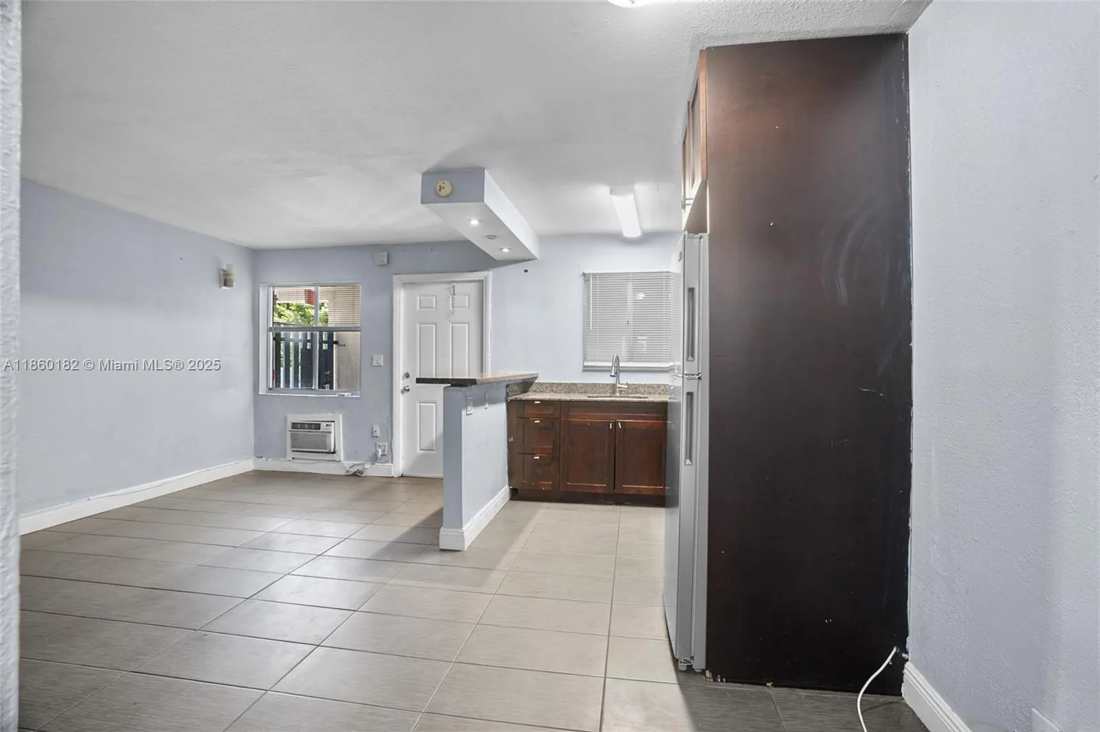37 SW 14th St, #5