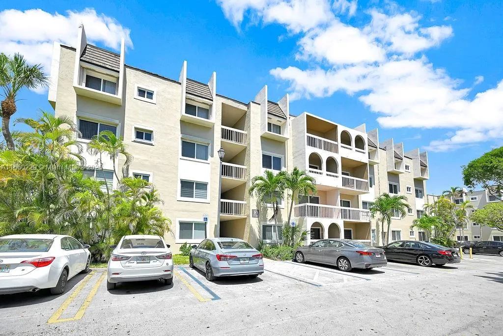 7720 Camino Real, #E-311